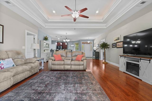 4867 Peachtree Rd, Myrtle Beach, SC 29588