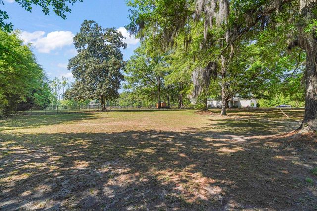 4867 Peachtree Rd, Myrtle Beach, SC 29588