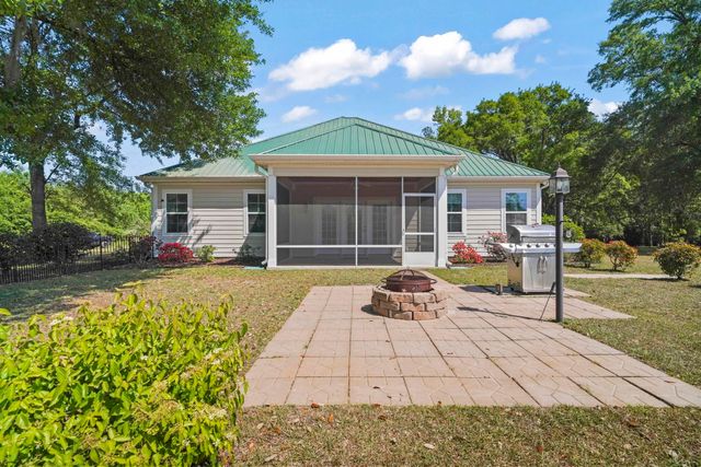 4867 Peachtree Rd, Myrtle Beach, SC 29588