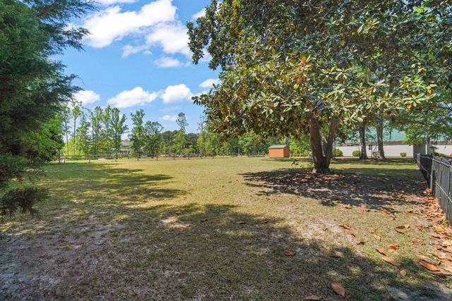 4867 Peachtree Rd, Myrtle Beach, SC 29588