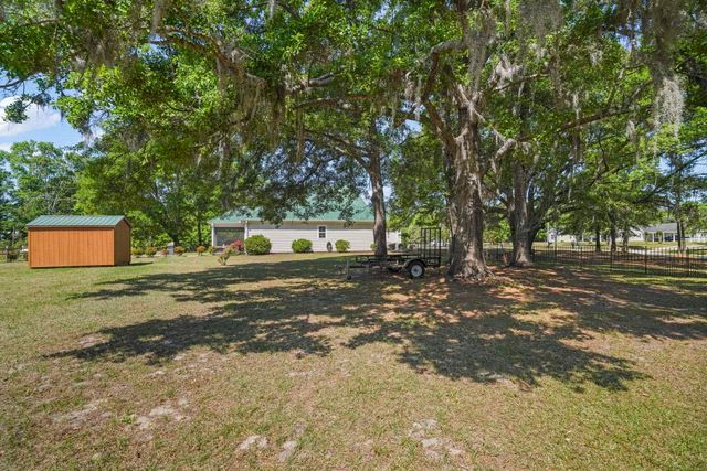 4867 Peachtree Rd, Myrtle Beach, SC 29588