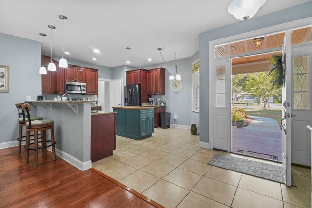 4867 Peachtree Rd, Myrtle Beach, SC 29588