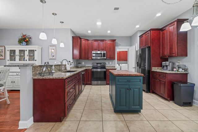 4867 Peachtree Rd, Myrtle Beach, SC 29588