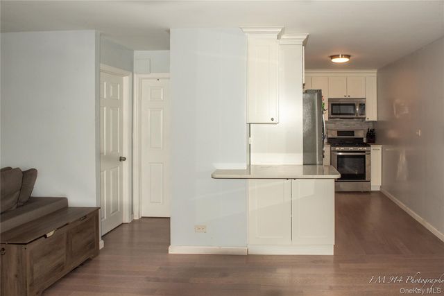 2 Bay Club Drive 2T, Bayside, NY 11360