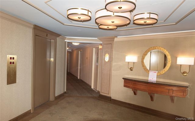 2 Bay Club Drive 2T, Bayside, NY 11360