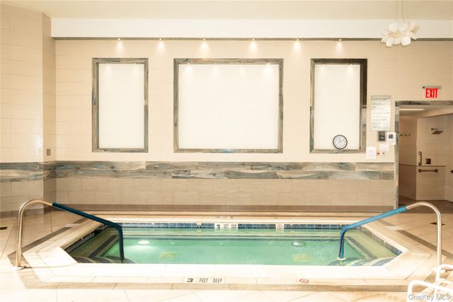 2 Bay Club Drive 2T, Bayside, NY 11360