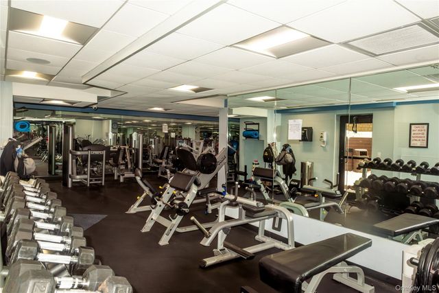 2 Bay Club Drive 2T, Bayside, NY 11360