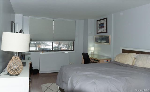 2 Bay Club Drive 2T, Bayside, NY 11360