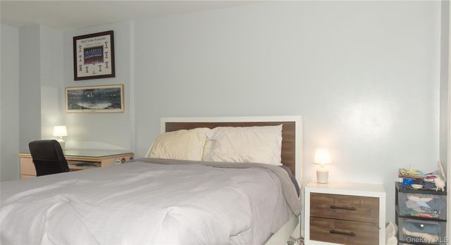 2 Bay Club Drive 2T, Bayside, NY 11360