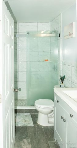 2 Bay Club Drive 2T, Bayside, NY 11360