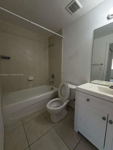 7280 NW 114th Ave 208-8, Doral, FL 33178