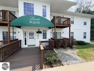 1011 E Lincoln Street, East Tawas, MI 48730