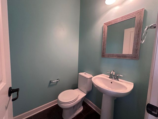 3379 Ridgestone Way, Woodbury, MN 55129