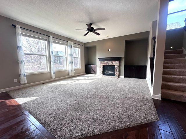 3379 Ridgestone Way, Woodbury, MN 55129