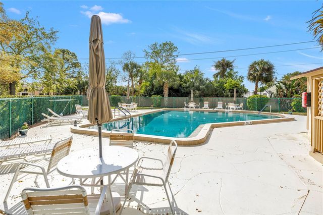 2932 64TH STREET W 2932, Bradenton, FL 34209