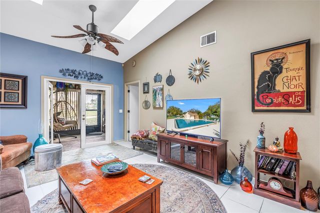 2932 64TH STREET W 2932, Bradenton, FL 34209