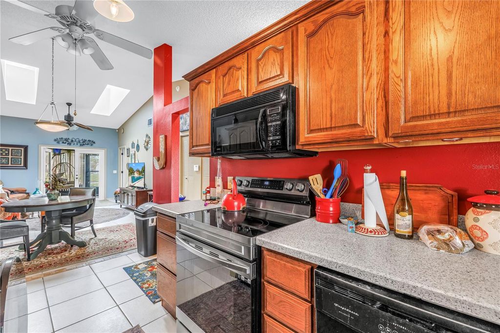 2932 64TH STREET W 2932, BRADENTON, FL 34209 — photo 4