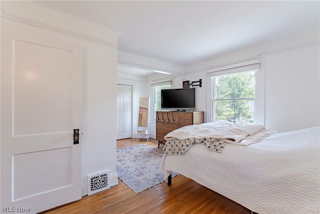 2658 Queenston Road, Cleveland Heights, OH 44118