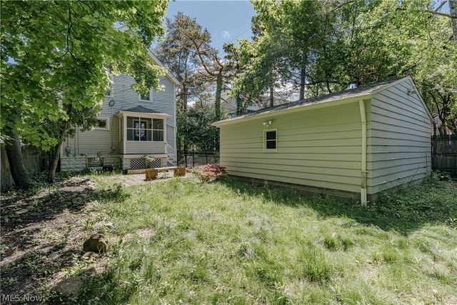 2658 Queenston Road, Cleveland Heights, OH 44118