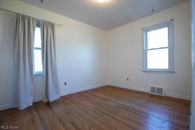 17706 Glenshire Avenue, Cleveland, OH 44135
