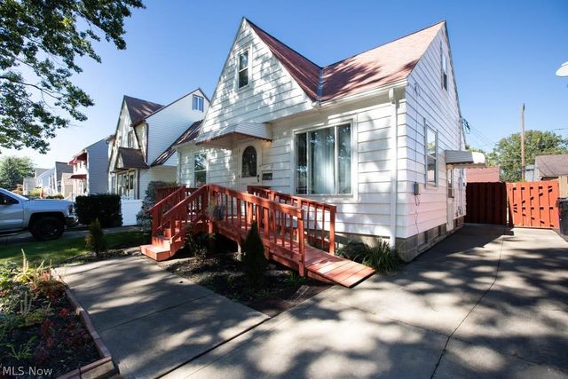 17706 Glenshire Avenue, Cleveland, OH 44135