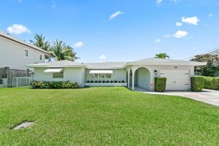718 Shore Drive, Boynton Beach, FL 33435
