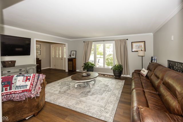 4406 Briarwood Drive, Indianapolis, IN 46250
