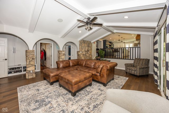 4406 Briarwood Drive, Indianapolis, IN 46250