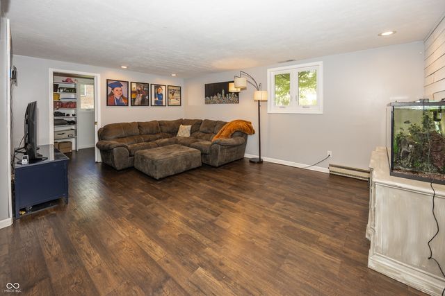 4406 Briarwood Drive, Indianapolis, IN 46250