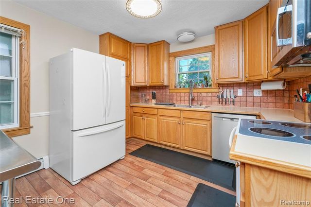50000 Willis Road, Belleville, MI 48111