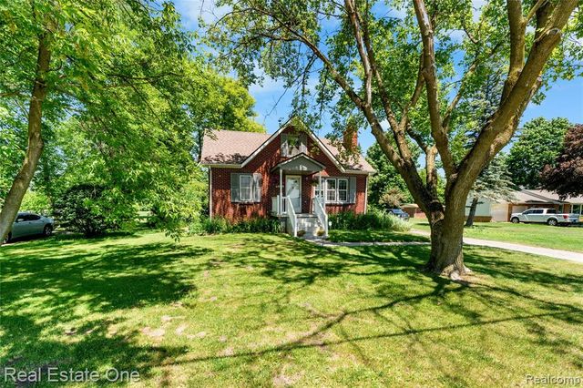 50000 Willis Road, Belleville, MI 48111