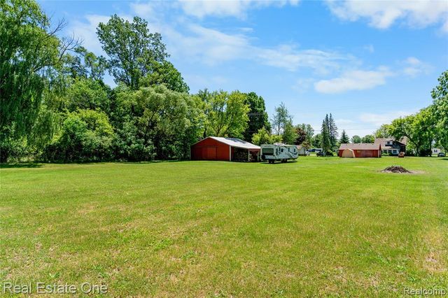 50000 Willis Road, Belleville, MI 48111
