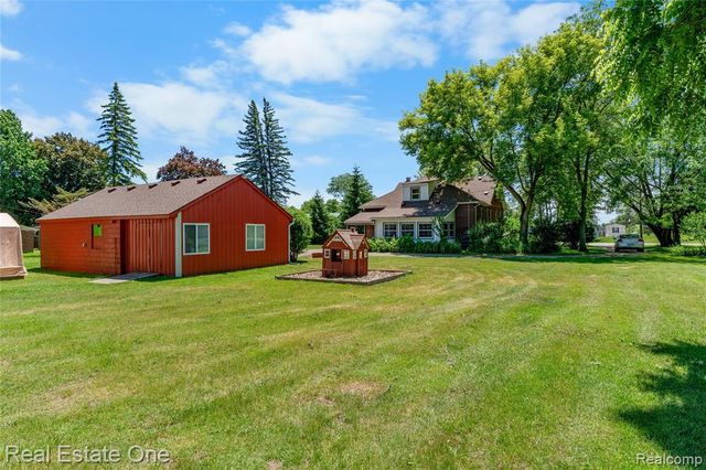 50000 Willis Road, Belleville, MI 48111