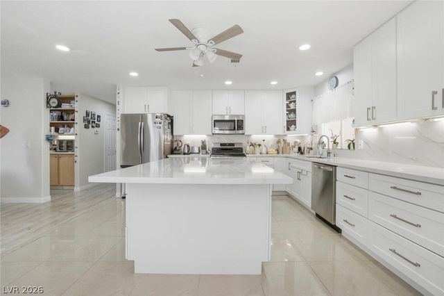 1301 Mount Hamilton Court, Las Vegas, NV 89117