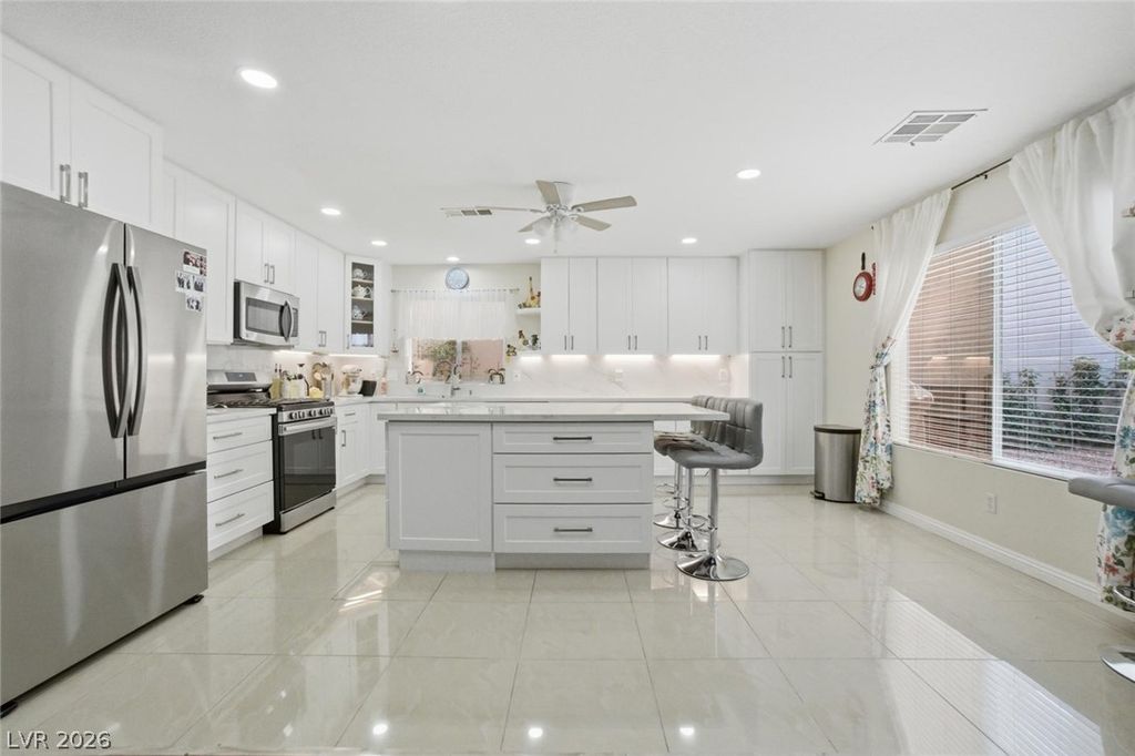 1301 Mount Hamilton Court, Las Vegas, NV 89117