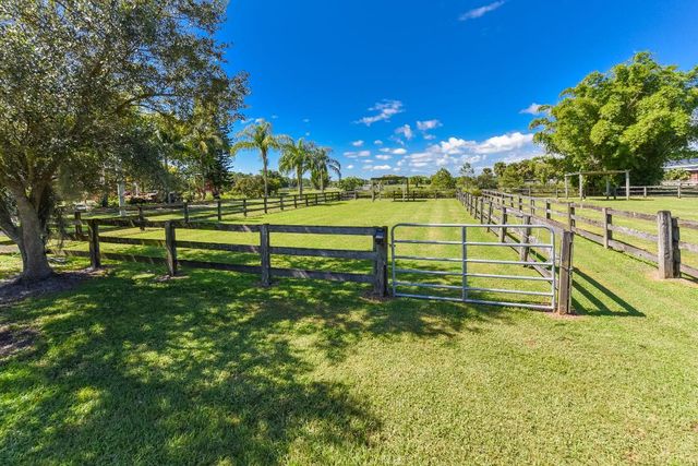 5205 SW Honey Terrace, Palm City, FL 34990