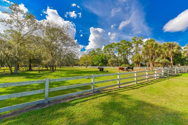 5205 SW Honey Terrace, Palm City, FL 34990