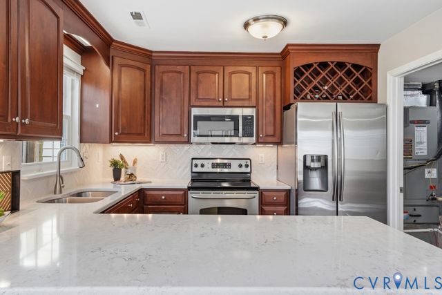 10831 Smithers Ct, Henrico, VA 23238