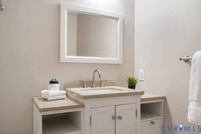 10831 Smithers Ct, Henrico, VA 23238