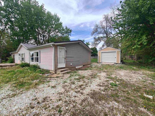 78 EMS B6 Lane, Leesburg, IN 46538