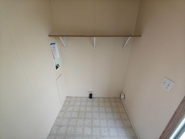 78 EMS B6 Lane, Leesburg, IN 46538