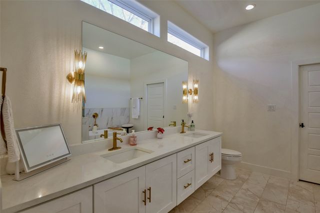 4560 Jackson Bend Court, Granbury, TX 76049