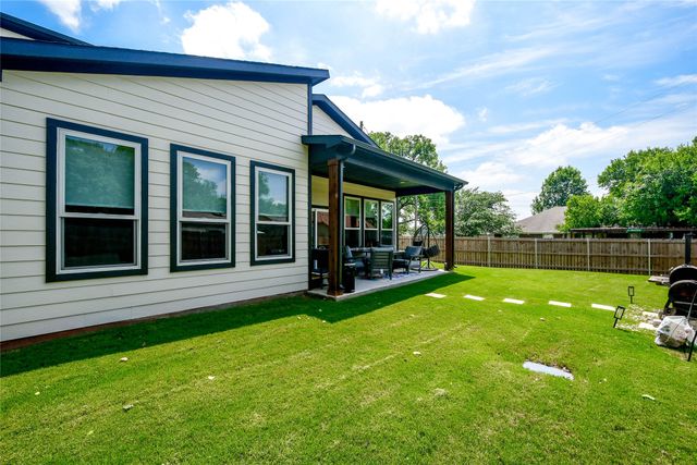 4560 Jackson Bend Court, Granbury, TX 76049