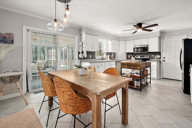 6147 CADAGON CT, Salisbury, MD 21801