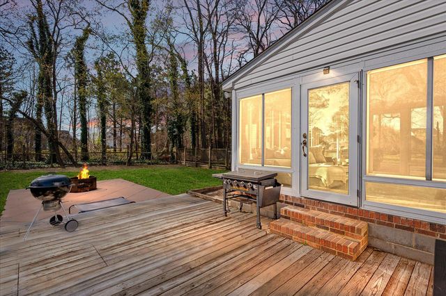 6147 CADAGON CT, Salisbury, MD 21801