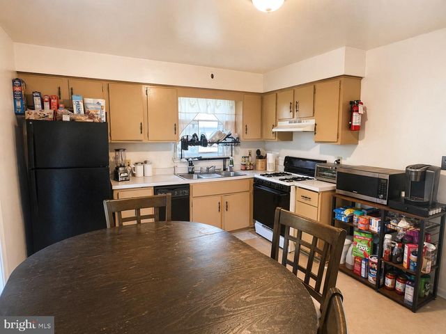 735 S STATE ST, Vineland, NJ 08360