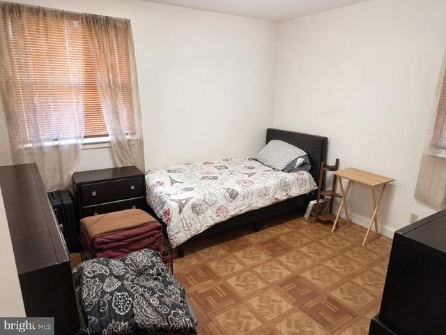 735 S STATE ST, Vineland, NJ 08360