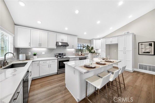 13735 Hedda Circle, Cerritos, CA 90703