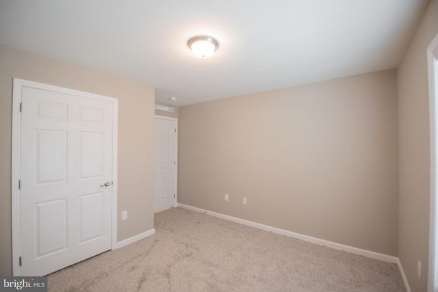 85 WATERFORD LN, Sellersville, PA 18960