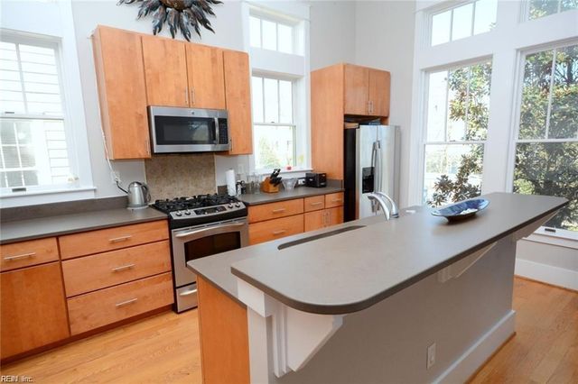 4635 Pleasant Ave Apt D, Norfolk, VA 23518